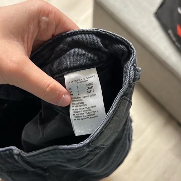 American Eagle Black Ripped Mom Jeans - Picture 4 of 4